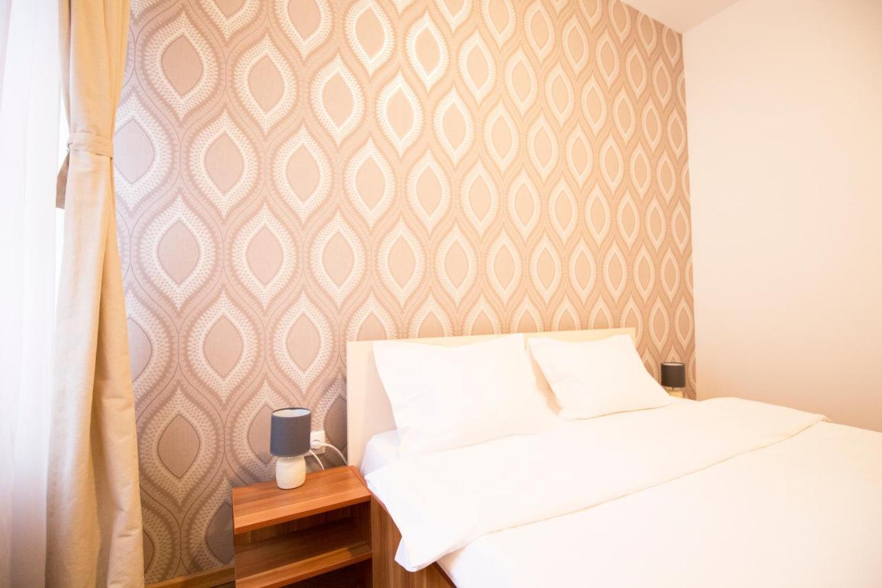 Sunny Old Town Apartment Brašov Exteriér fotografie